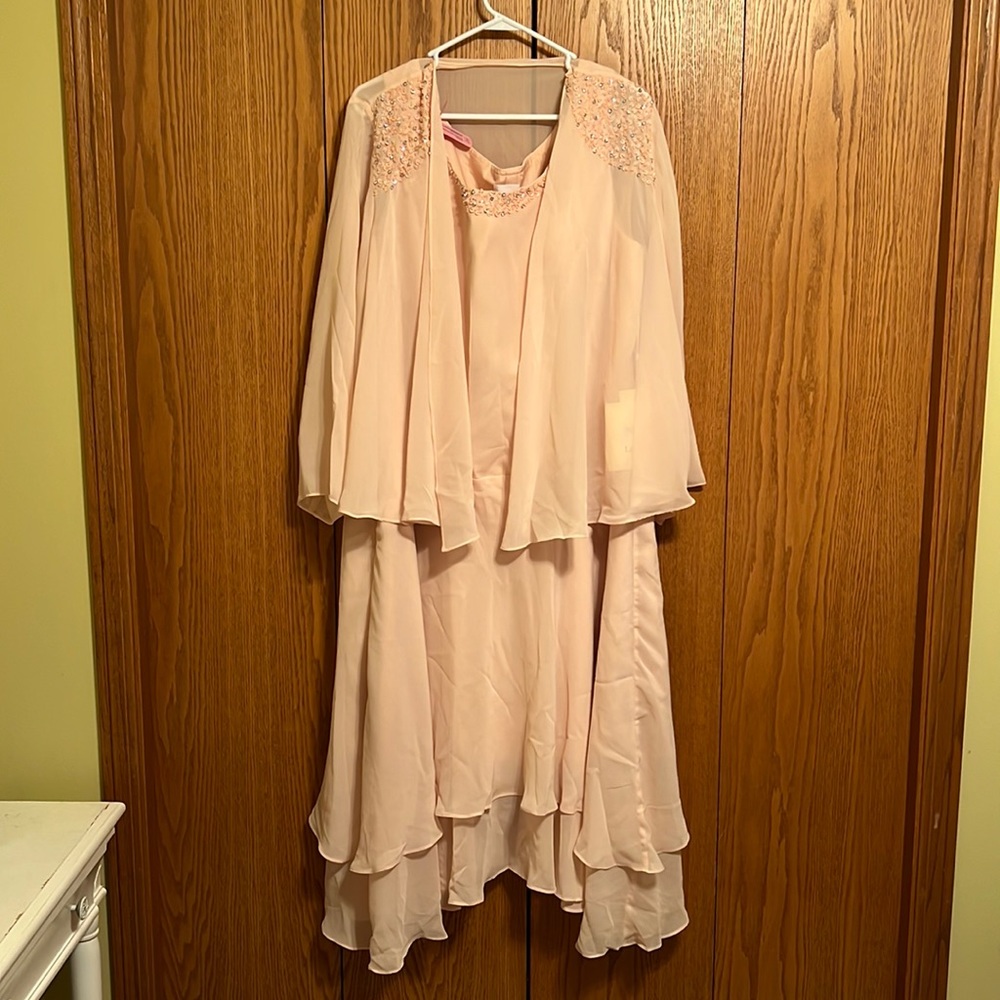 NWT 2pc peach special occasion dress with sequins
